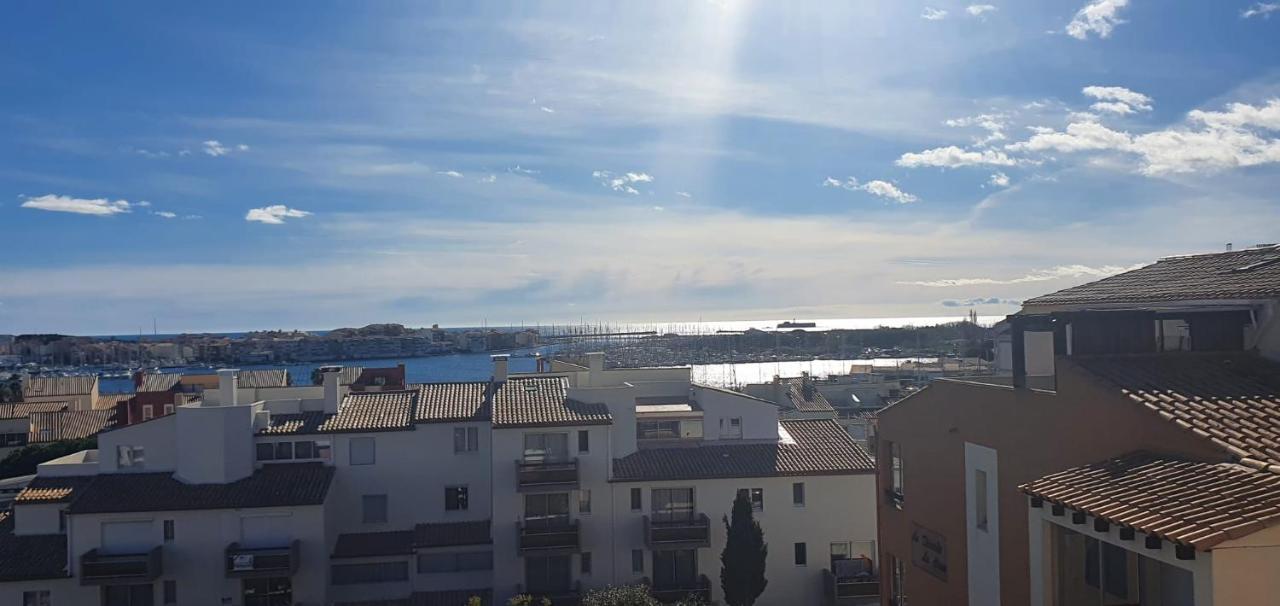Coquet Studio Au Centre Port Du Cap D'Agde Bagian luar foto